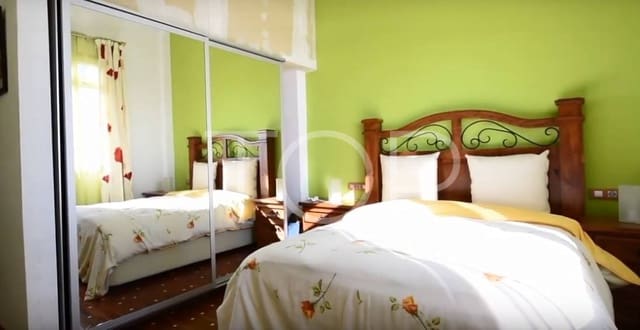 6 soveværelse Byhus til salg i Torviscas Centro y Alto, Adeje med swimmingpool - € 2.800.000 (Ref: 7673331)