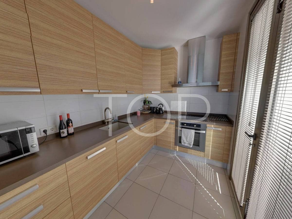 3 slaapkamer Rijtjeshuis te koop in La Caleta Adeje met zwembad garage - € 1.900.000 (Ref: 7673366)