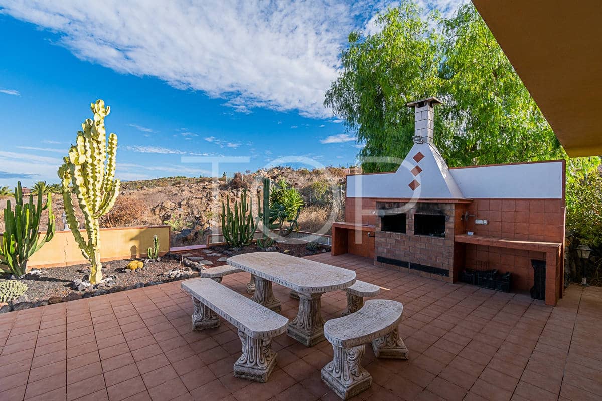 3 bedroom Finca/Country House for sale in Los Menores with pool - € 1,011,000 (Ref: 7773143)