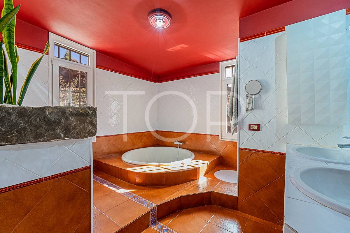 5 soveværelse Finca/Landehus til salg i Santiago del Teide med garage - € 1.000.000 (Ref: 7796739)