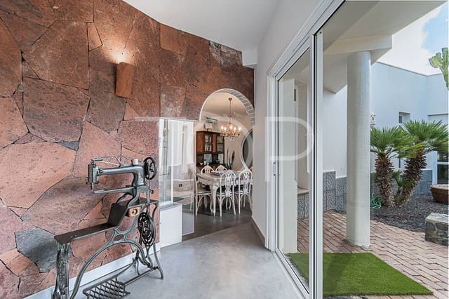 5 Zimmer Finca/Landgut zu verkaufen in Santiago del Teide mit Garage - 1.000.000 € (Ref: 7796739)