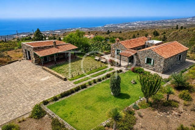 Finca/Casa Rural de 2 habitaciones en Los Menores, Adeje en venta - 739.000 € (Ref: 7818049)