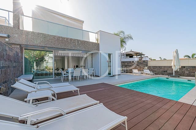 5 bedroom Terraced Villa for sale in Playa del Duque, Adeje with pool garage - € 3,200,000 (Ref: 7853766)