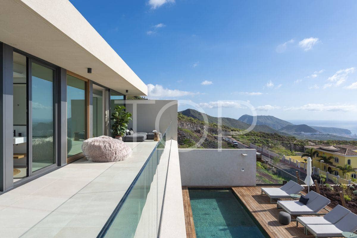 3 soveværelse Villa til salg i Costa Adeje med swimmingpool garage - € 2.500.000 (Ref: 7947705)