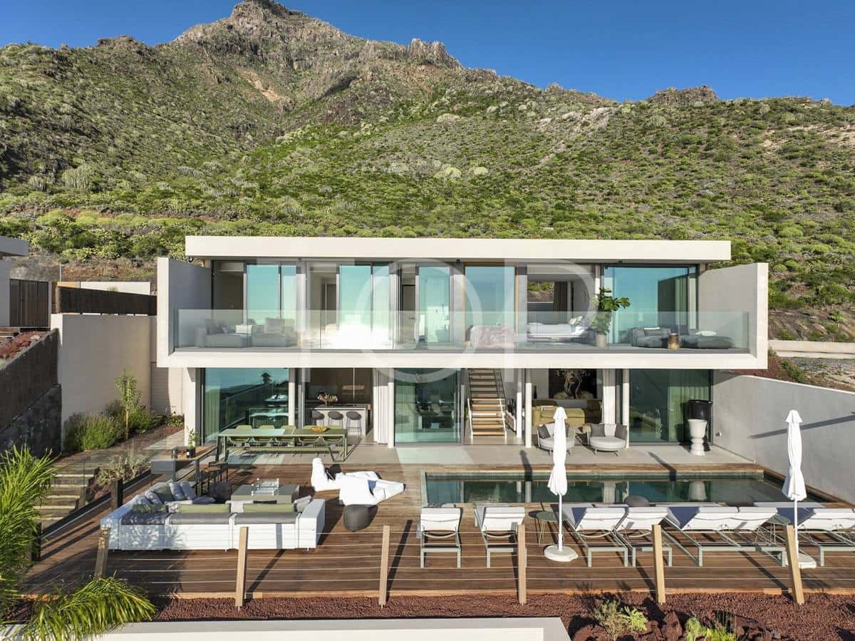 3 soveværelse Villa til salg i Costa Adeje med swimmingpool garage - € 2.500.000 (Ref: 7947705)