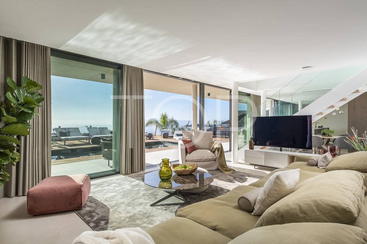 3 soveværelse Villa til salg i Costa Adeje med swimmingpool garage - € 2.500.000 (Ref: 7947705)