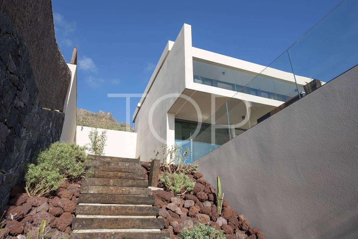3 soveværelse Villa til salg i Costa Adeje med swimmingpool garage - € 2.500.000 (Ref: 7947705)