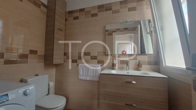 2 makuuhuone Rivitalo myytävänä paikassa Palm-Mar, Arona mukana 
autotalli - 409 000 € (Ref: 7979014)