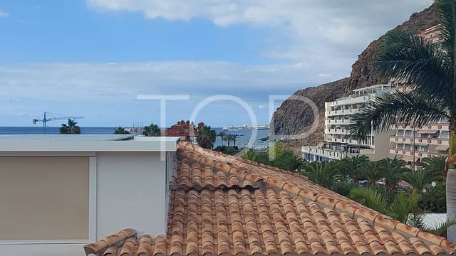 2 makuuhuone Rivitalo myytävänä paikassa Palm-Mar, Arona mukana 
autotalli - 409 000 € (Ref: 7979014)