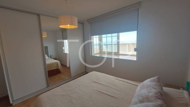 2 makuuhuone Rivitalo myytävänä paikassa Palm-Mar, Arona mukana 
autotalli - 409 000 € (Ref: 7979014)