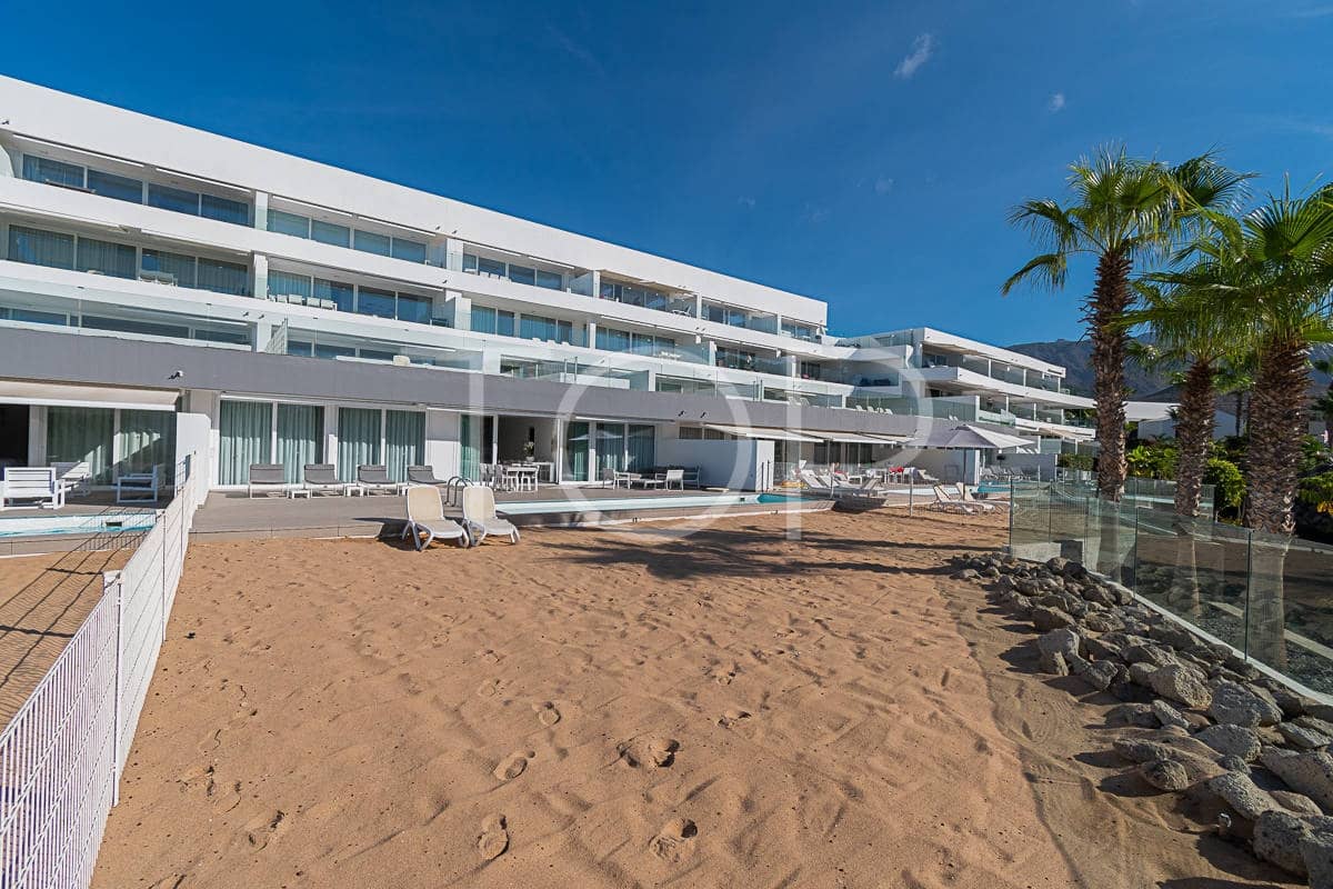 3 soveværelse Lejlighed til salg i Playa del Duque med swimmingpool garage - € 1.350.000 (Ref: 7992457)