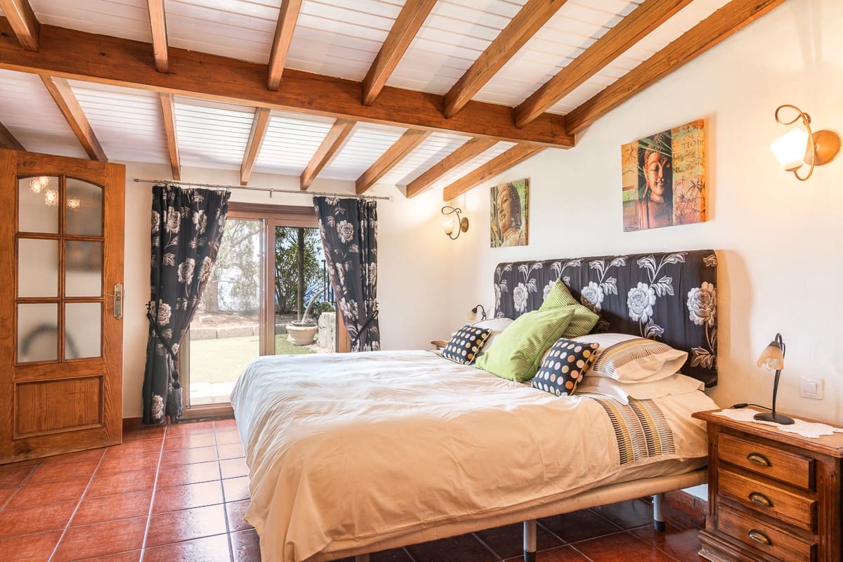 6 soveværelse Finca/Landehus til salg i Adeje med swimmingpool garage - € 1.595.000 (Ref: 8103183)