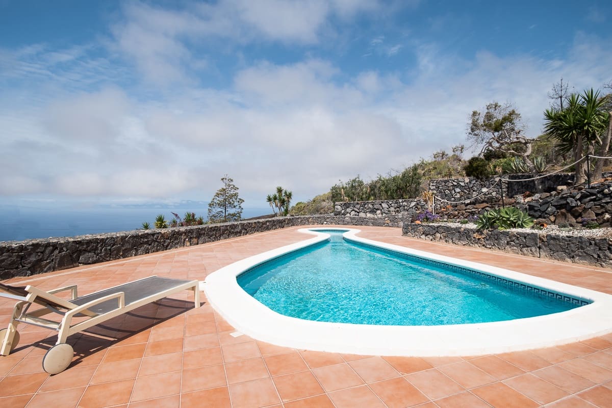 6 soveværelse Finca/Landehus til salg i Adeje med swimmingpool garage - € 1.595.000 (Ref: 8103183)