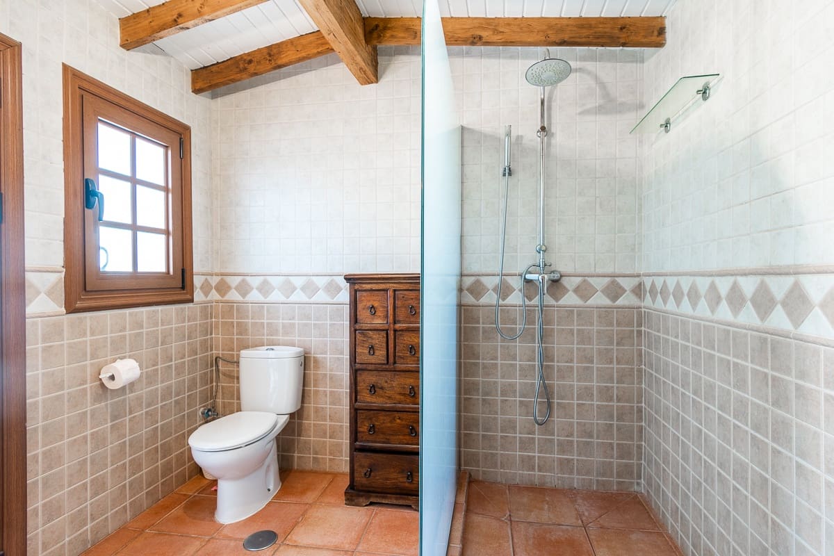 6 soveværelse Finca/Landehus til salg i Adeje med swimmingpool garage - € 1.595.000 (Ref: 8103183)