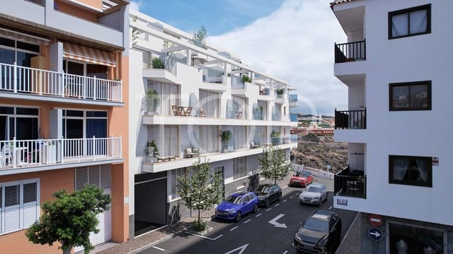 4 chambre Penthouse à vendre à Puerto Santiago, Santiago del Teide avec piscine - 1 150 000 € (Ref: 8119344)