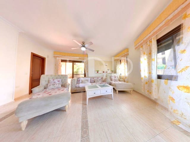 3 sovrum Radhus till salu i Casco Urbano, Adeje med garage - 650 000 € (Ref: 8142266)