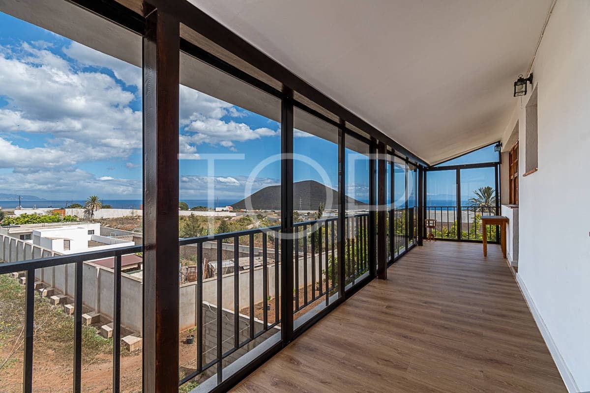 4 soverom Hus til salgs i Guimar med garasje - € 627 900 (Ref: 8161022)