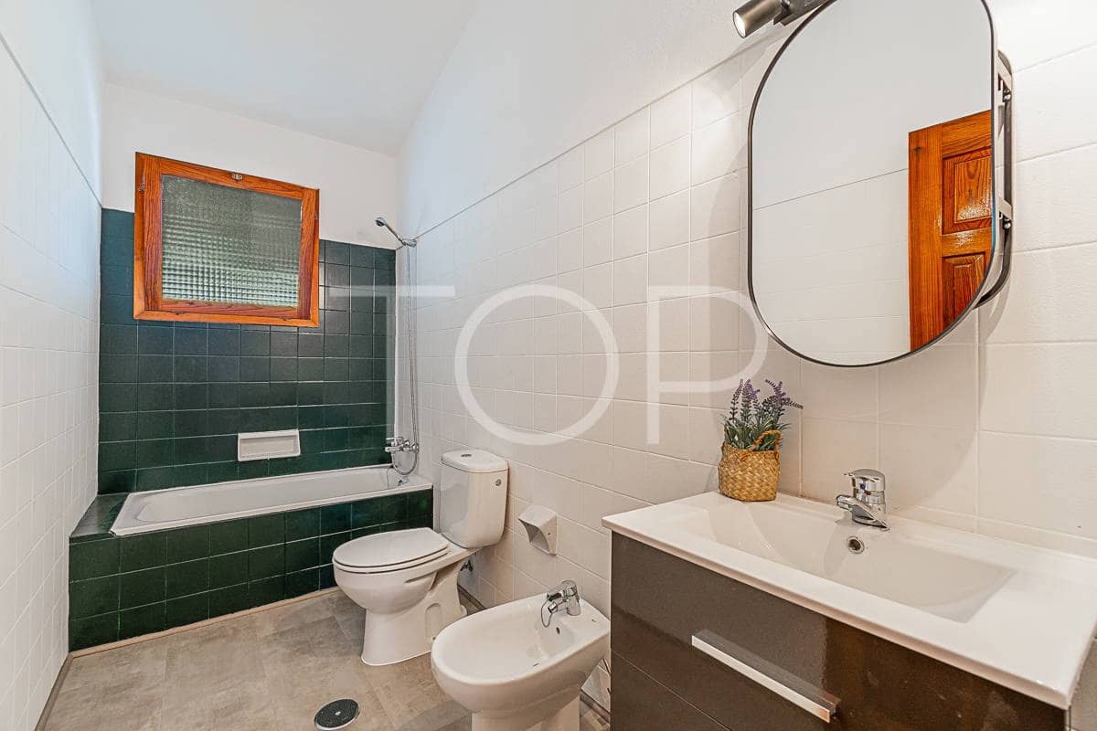 4 soverom Hus til salgs i Guimar med garasje - € 627 900 (Ref: 8161022)