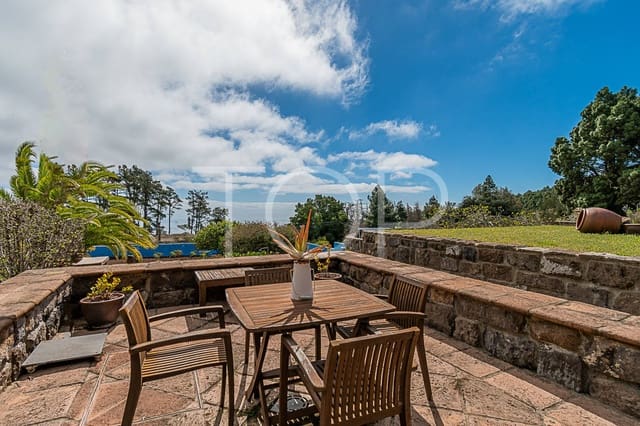 2 slaapkamer Huis te koop in La Esperanza, El Rosario met garage - € 737.000 (Ref: 8161023)