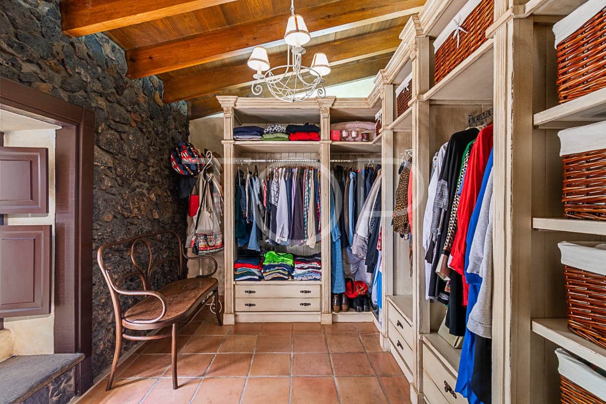 2 slaapkamer Huis te koop in La Esperanza met garage - € 737.000 (Ref: 8161023)