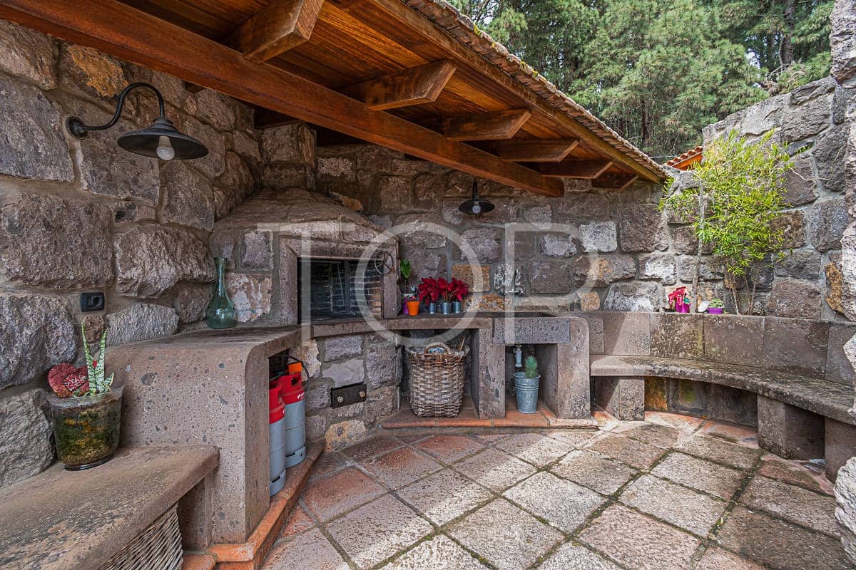 2 slaapkamer Huis te koop in La Esperanza met garage - € 737.000 (Ref: 8161023)