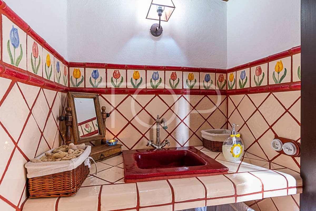 2 slaapkamer Huis te koop in La Esperanza met garage - € 737.000 (Ref: 8161023)