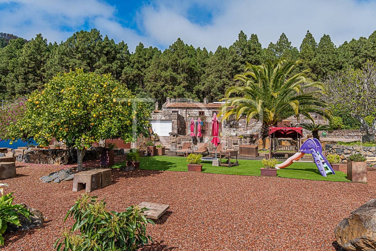 2 slaapkamer Huis te koop in La Esperanza met garage - € 737.000 (Ref: 8161023)