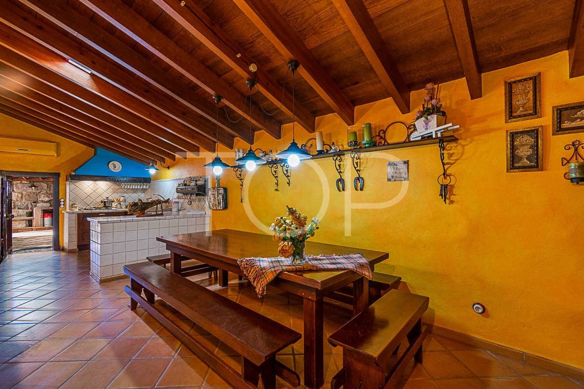 2 slaapkamer Huis te koop in La Esperanza met garage - € 737.000 (Ref: 8161023)