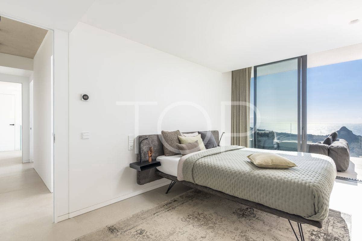 4 soveværelse Villa til salg i Costa Adeje med swimmingpool garage - € 1.900.000 (Ref: 8208826)