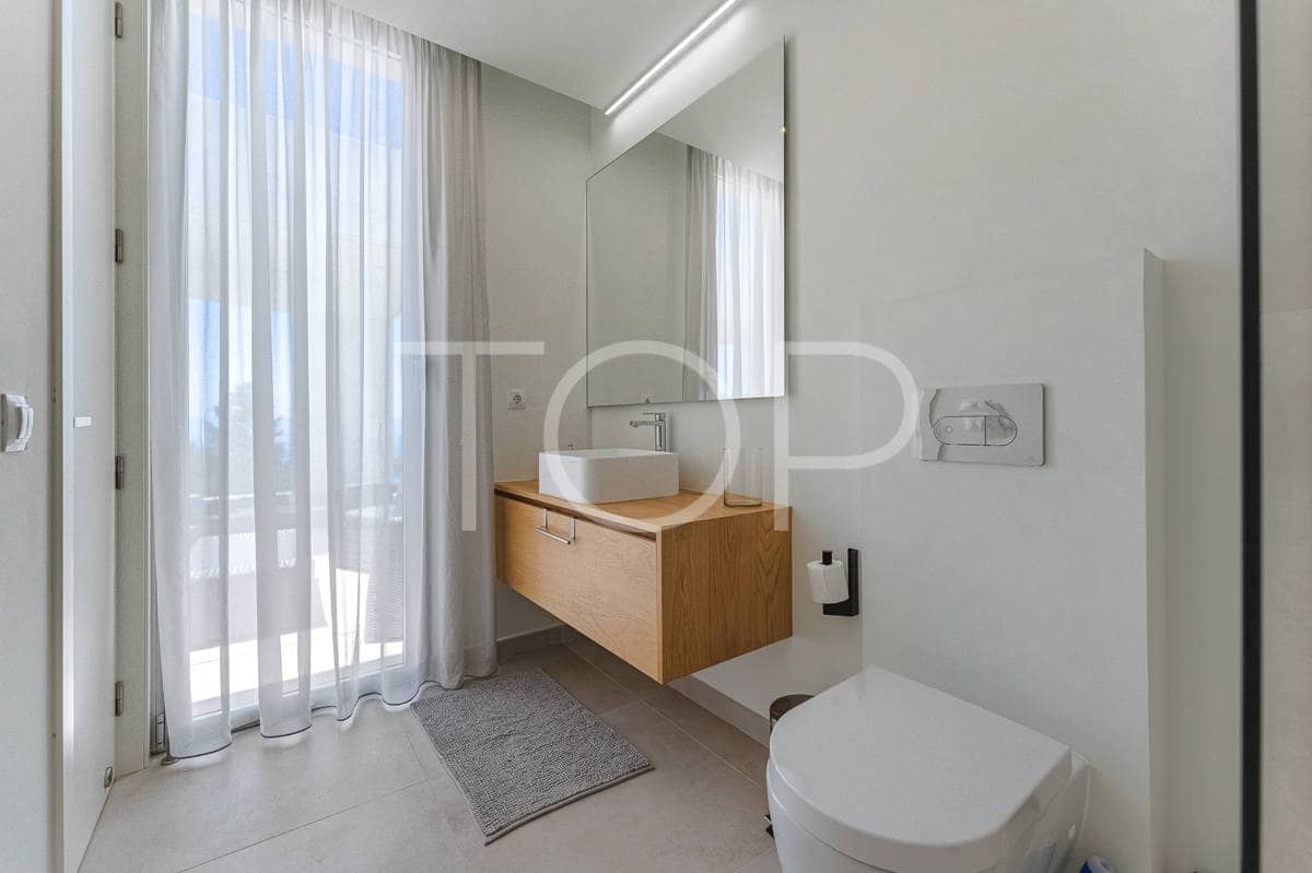 3 soveværelse Villa til salg i Guia de Isora med swimmingpool garage - € 1.699.000 (Ref: 8255228)