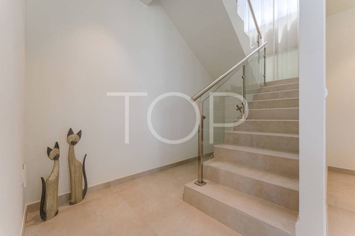 3 soveværelse Villa til salg i Guia de Isora med swimmingpool garage - € 1.699.000 (Ref: 8255228)