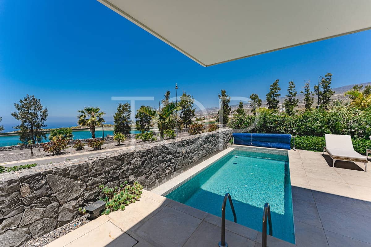 3 soveværelse Villa til salg i Guia de Isora med swimmingpool garage - € 1.699.000 (Ref: 8255228)