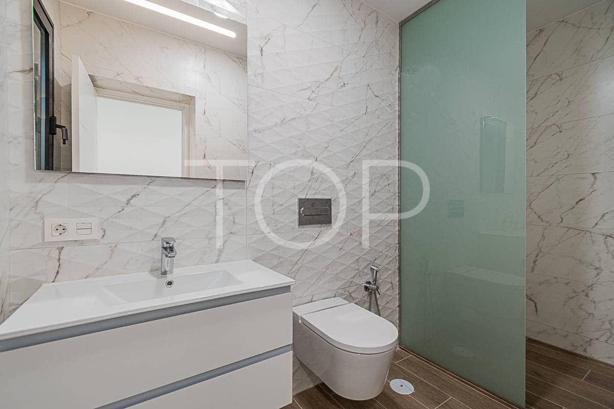 4 soverom Villa til salgs i Adeje med svømmebasseng garasje - € 1 990 000 (Ref: 8304857)