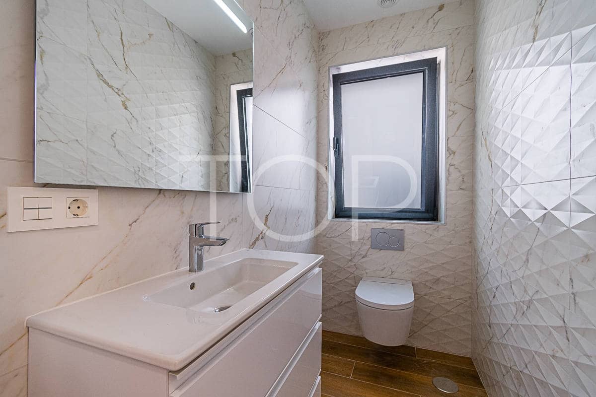 4 soverom Villa til salgs i Adeje med svømmebasseng garasje - € 1 990 000 (Ref: 8304857)