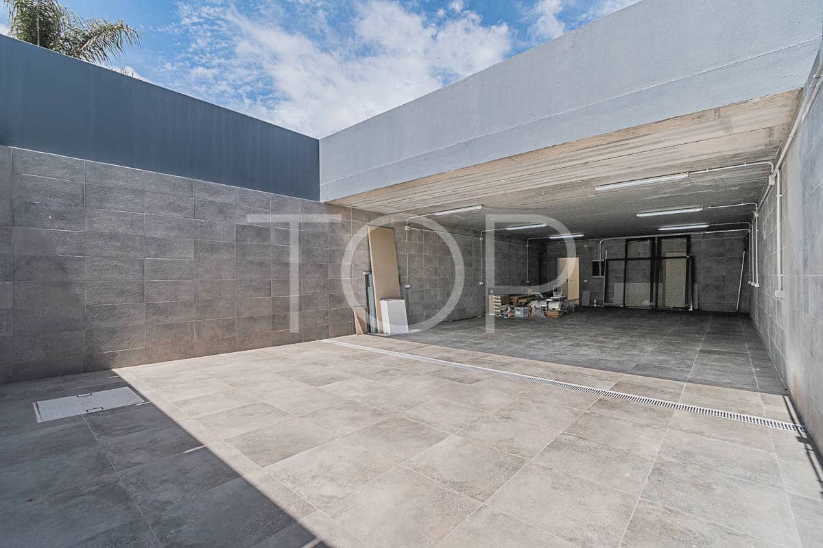 4 soverom Villa til salgs i Adeje med svømmebasseng garasje - € 1 990 000 (Ref: 8304857)