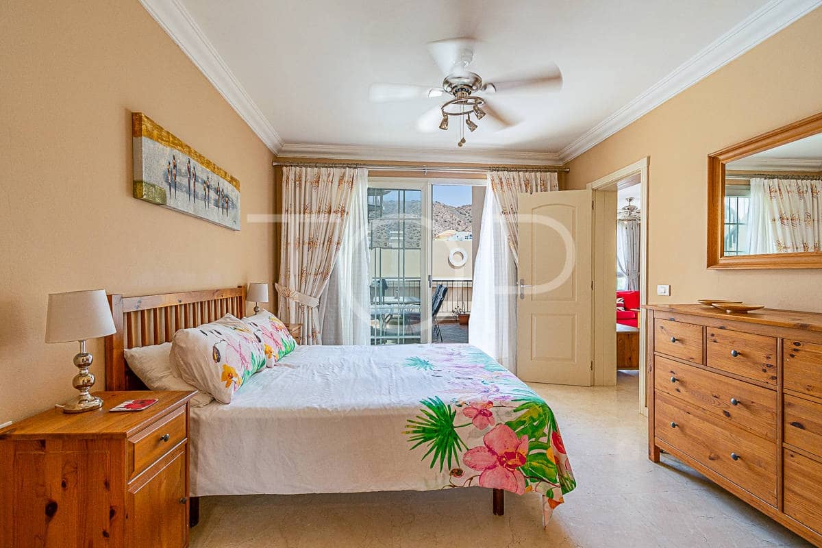 2 soverom Penthouse til salgs i Palm-Mar med svømmebasseng garasje - € 414 000 (Ref: 8310115)