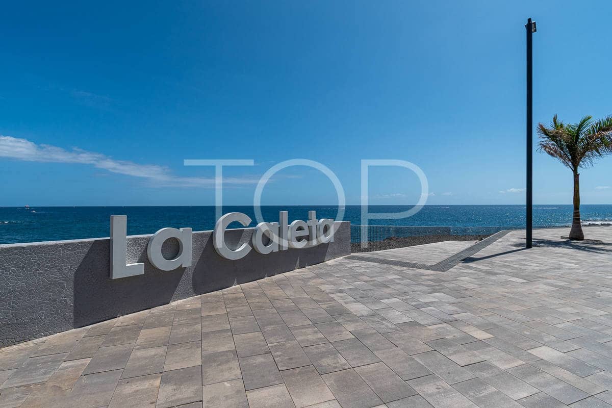 3 soveværelse Rækkehus til salg i La Caleta Adeje med swimmingpool garage - € 1.395.000 (Ref: 8382167)