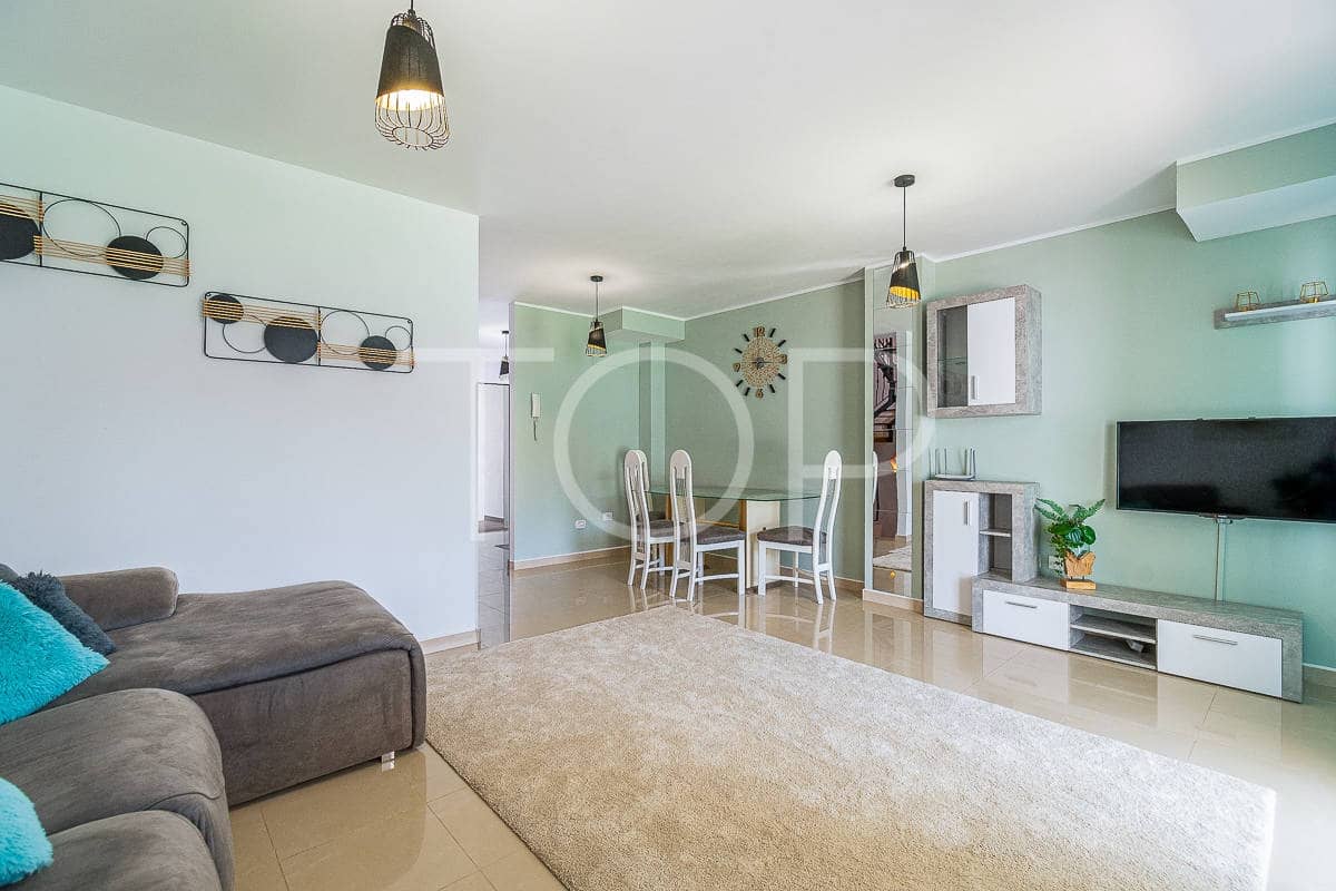 3 slaapkamer Rijtjeshuis te koop in San Miguel de Abona met zwembad - € 350.000 (Ref: 8449724)