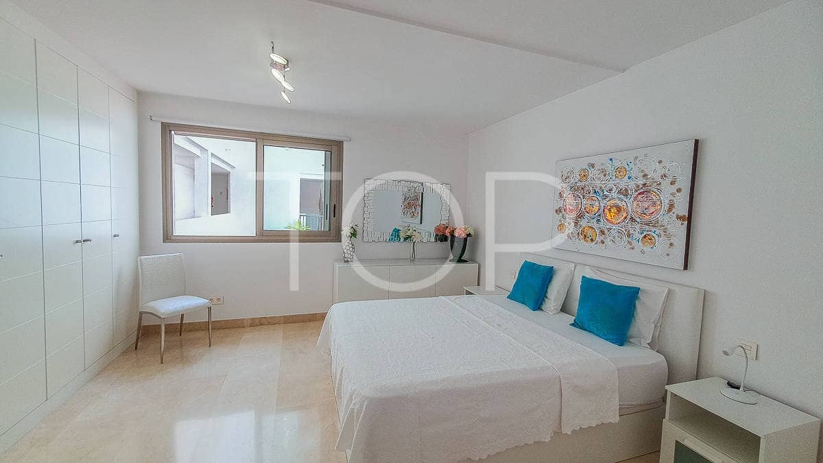 2 sypialnia Mieszkanie na sprzedaż w La Caleta Adeje z basenem garażem - 980 000 € (Ref: 8459266)