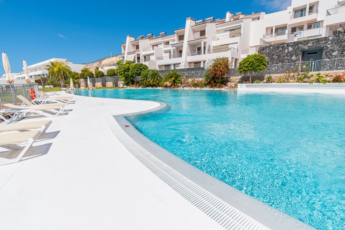 2 sypialnia Mieszkanie na sprzedaż w La Caleta Adeje z basenem garażem - 980 000 € (Ref: 8459266)