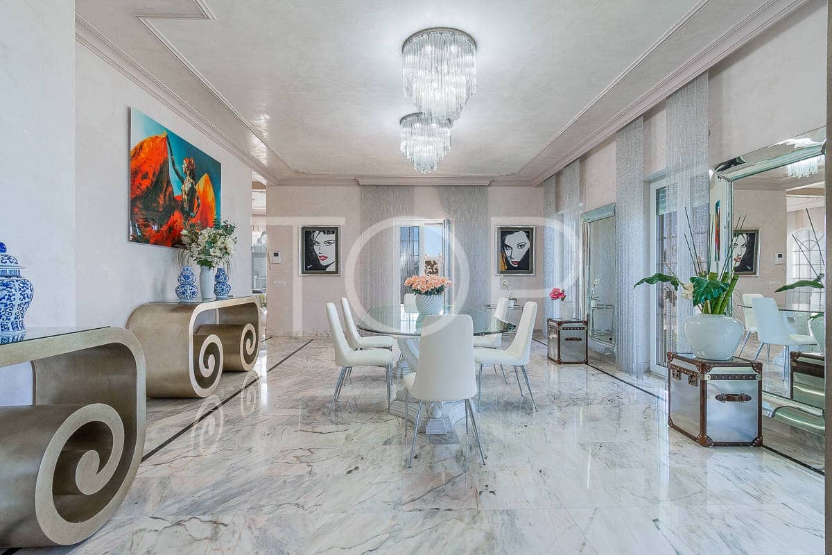 5 slaapkamer Villa te koop in Costa Adeje met zwembad garage - € 7.500.000 (Ref: 8469714)