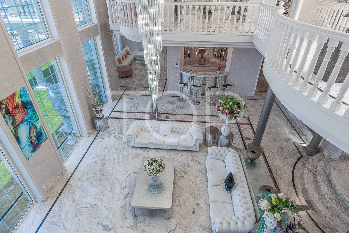 5 slaapkamer Villa te koop in Costa Adeje met zwembad garage - € 7.500.000 (Ref: 8469714)