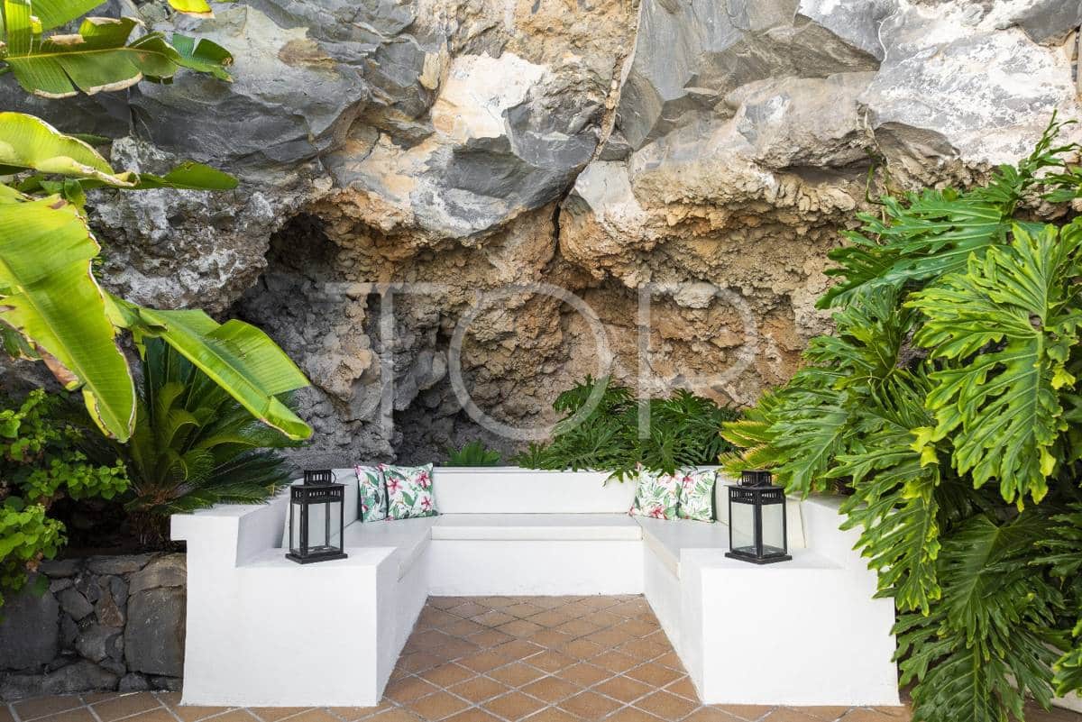 5 soveværelse Byhus til salg i Guia de Isora med swimmingpool garage - € 1.175.000 (Ref: 8499735)