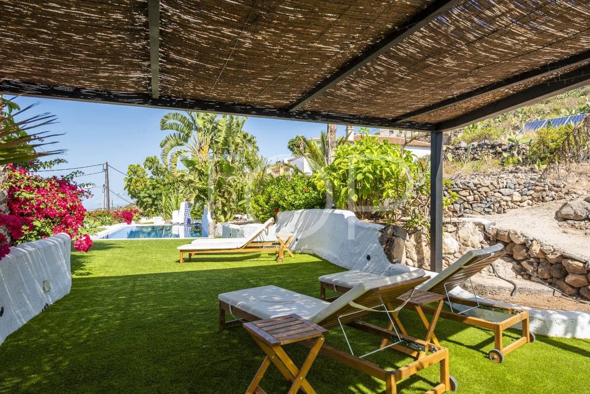 5 soveværelse Byhus til salg i Guia de Isora med swimmingpool garage - € 1.175.000 (Ref: 8499735)