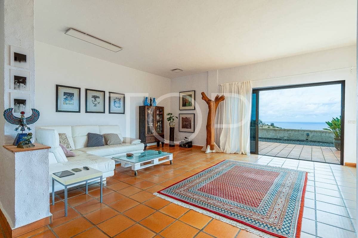 6 soveværelse Finca/Landehus til salg i San Juan de la Rambla med garage - € 1.190.000 (Ref: 8543960)