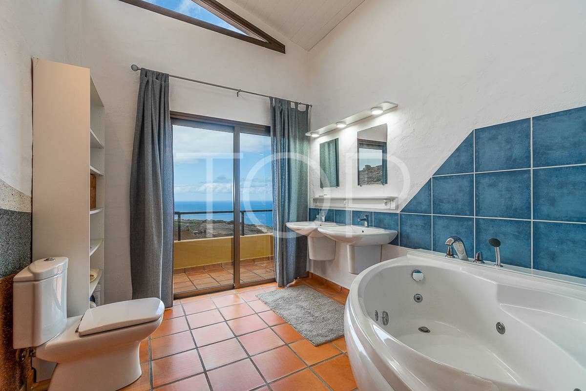 6 soveværelse Finca/Landehus til salg i San Juan de la Rambla med garage - € 1.190.000 (Ref: 8543960)