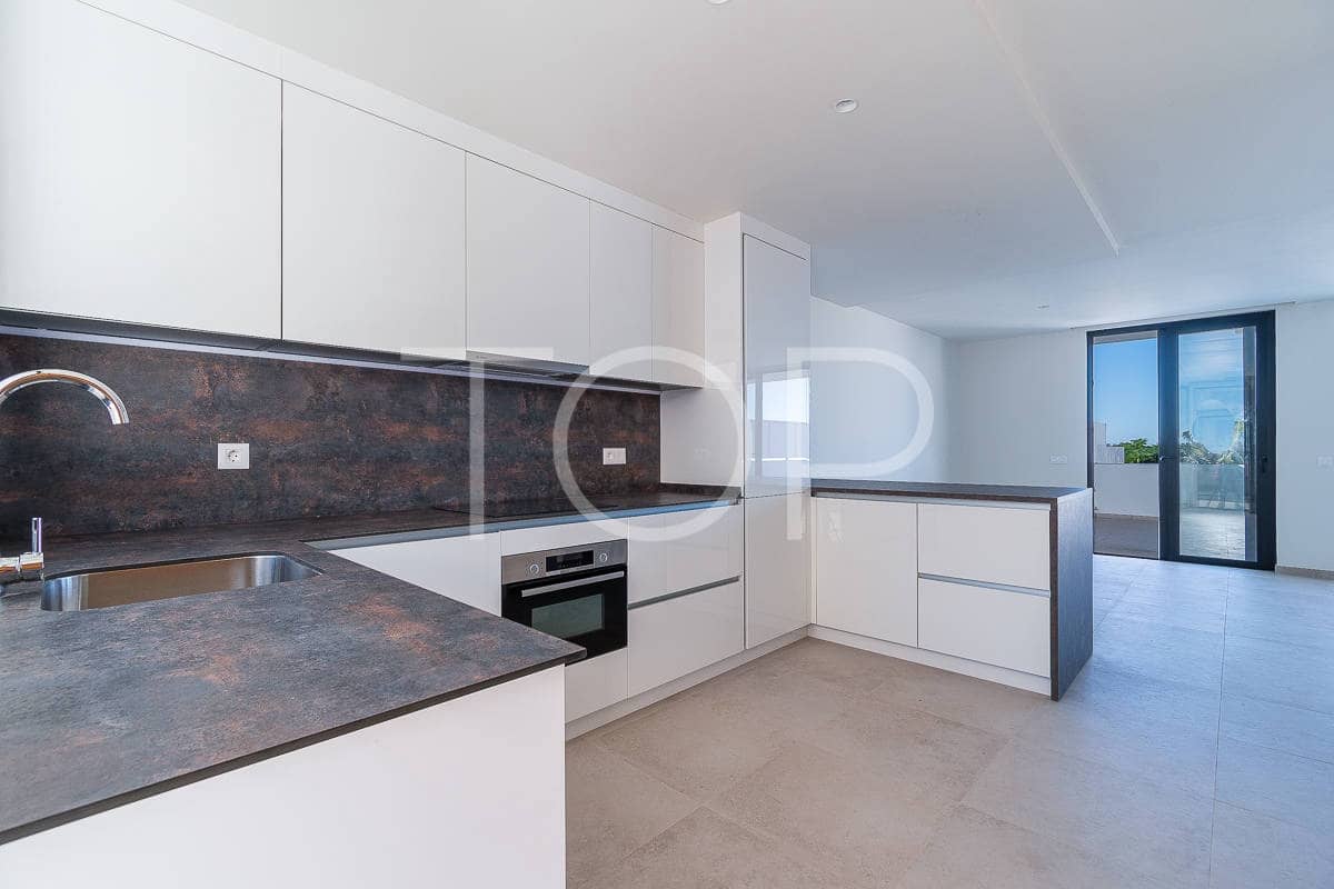3 soveværelse Rækkehus til salg i Adeje med garage - € 480.000 (Ref: 8569449)