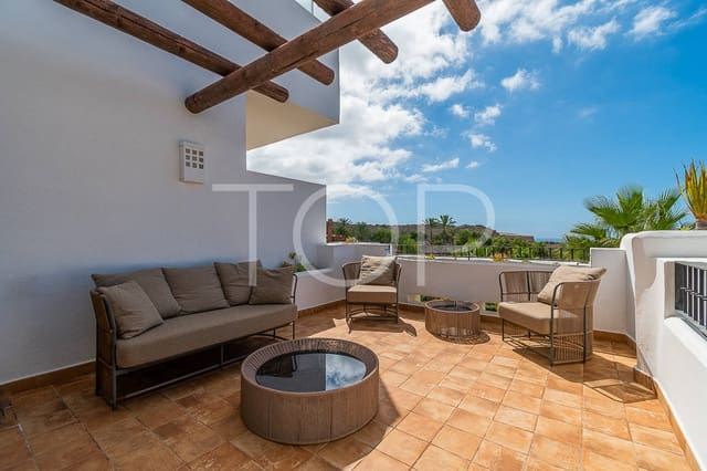 2 bedroom Flat for sale in Guía de Isora with pool garage - € 849,000 (Ref: 8573639)