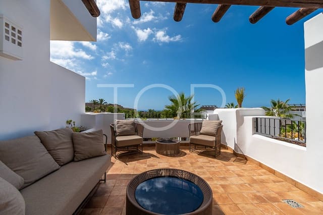 2 bedroom Flat for sale in Guía de Isora with pool garage - € 849,000 (Ref: 8573639)