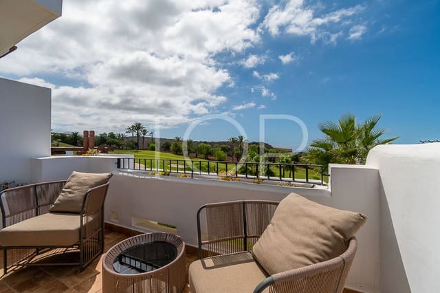 2 bedroom Flat for sale in Guía de Isora with pool garage - € 849,000 (Ref: 8573639)